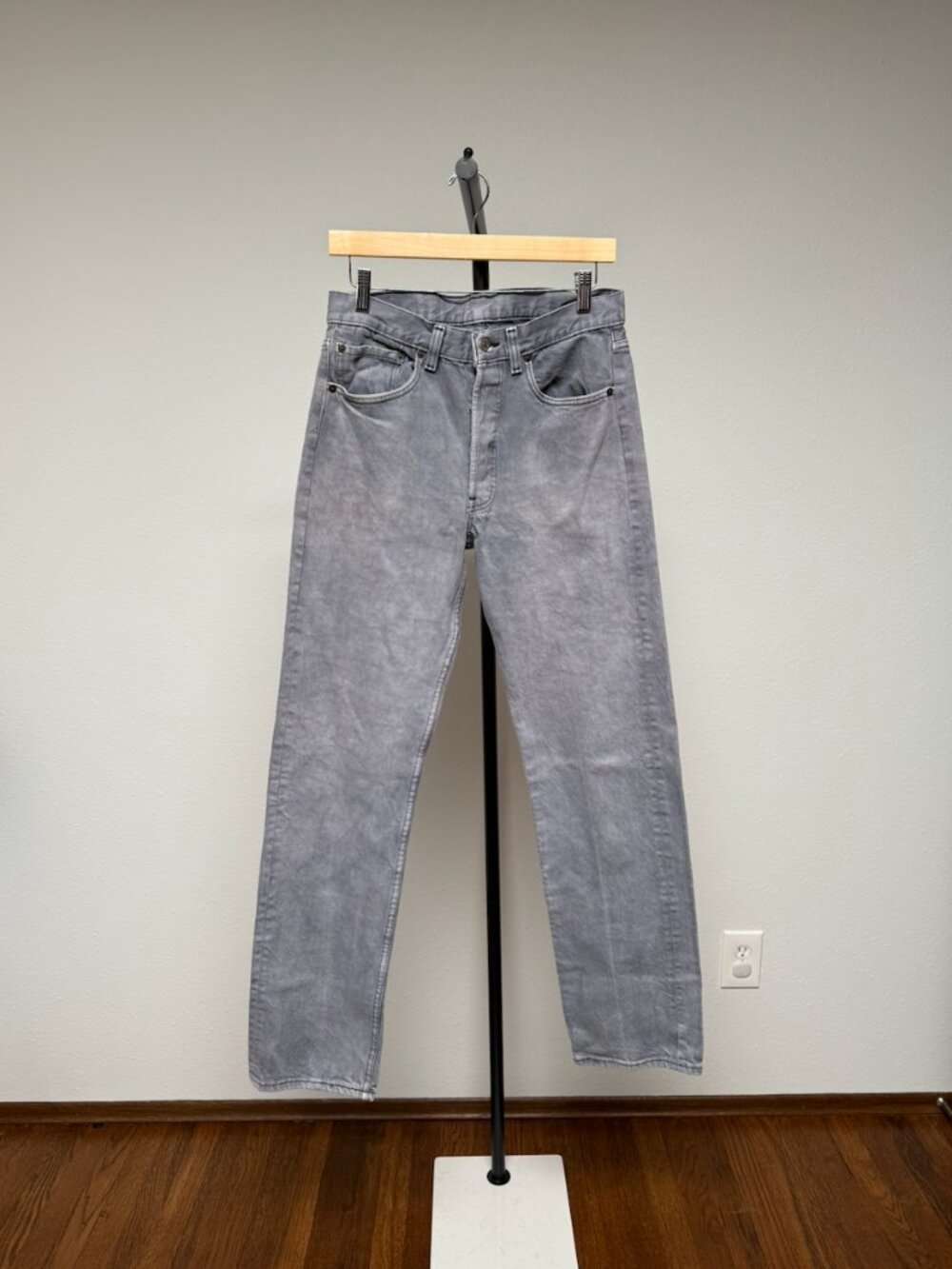 Vintage Levi's 501 Made in USA Five Buttonfly Straight Leg Gray Jeans 28 X 32